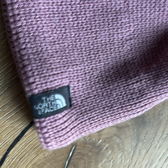 NWOT The North Face Pink Knit Beenie Cap soft warm OS - Picture 3 of 9